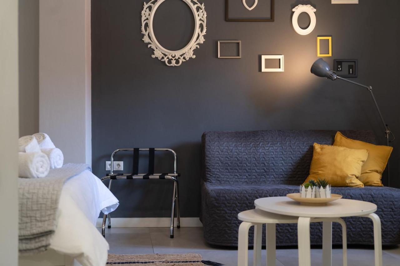 Petit Keramikos Studio - Historic Center Apartment เอเธนส์ ภายนอก รูปภาพ